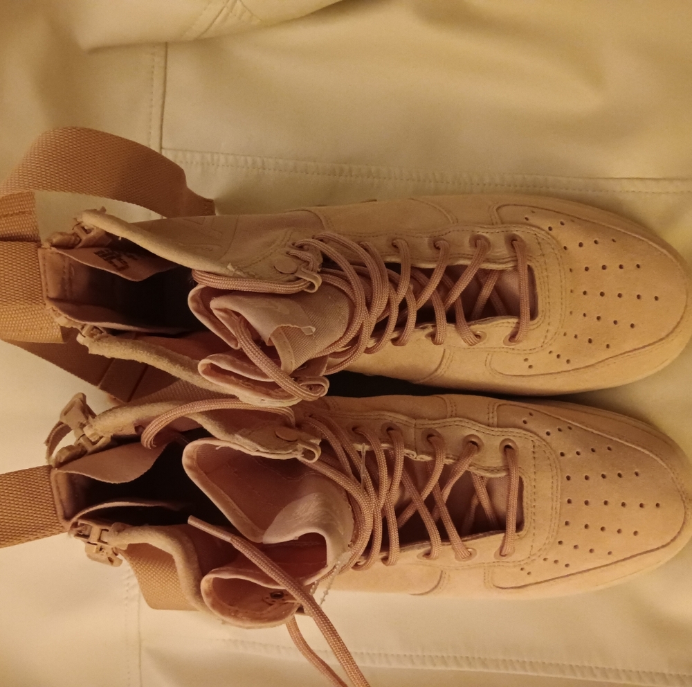 Nike SF Air Force 1 mid Women's Size 10 Particle Beige (PINK undertone) NWOT